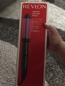 REVLON ( heated silicon brush)