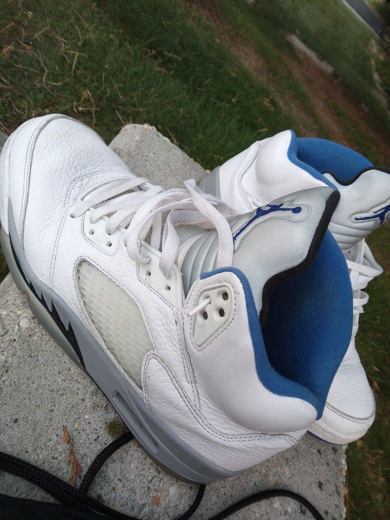 Jordan 5's Size 11