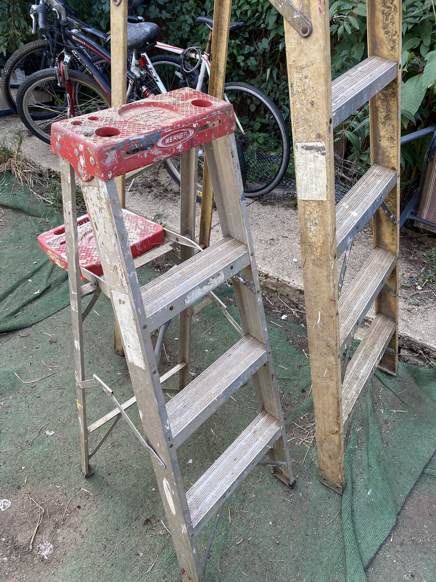 2 Ladders 