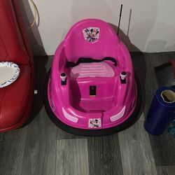 Minnie Mouse Sit In Seat 