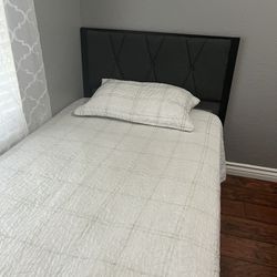 Twin bed With Mattress 
