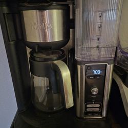 Ninja XL Hot And Iced Coffee Maker, Rapid Cold Brew, 4 Brew Styles, 8 Sizes Up To 12 Cup, CM371