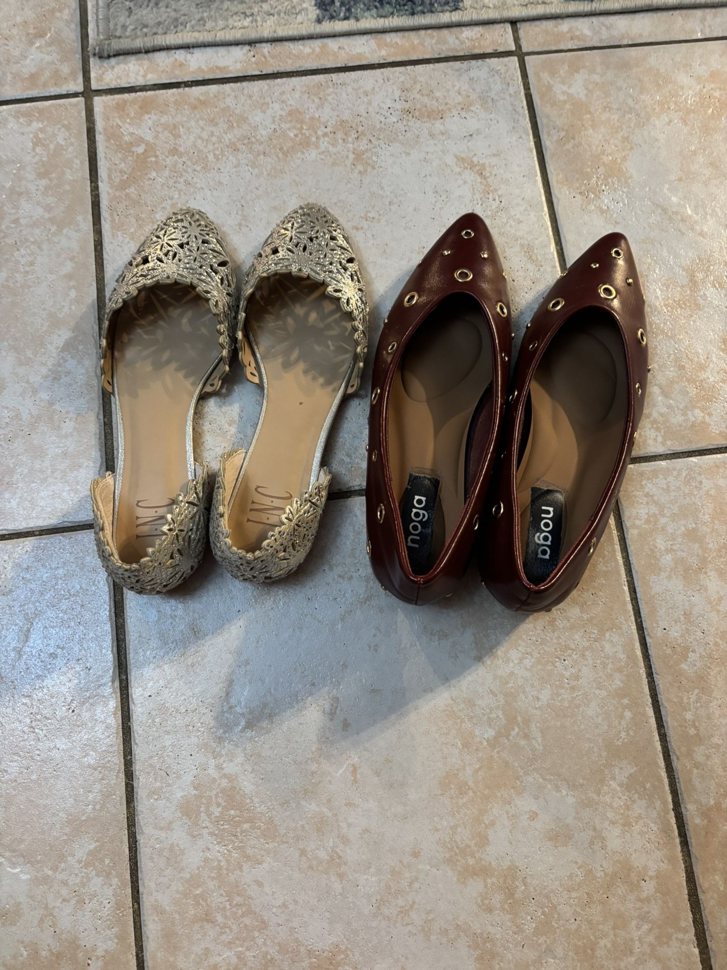 Women Flats Size 7