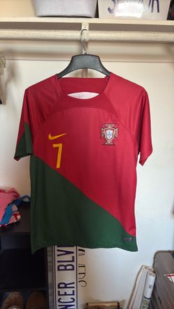Nike Ronaldo jersey M