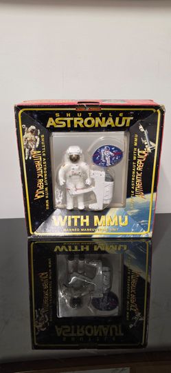 Vintage NEW Sealed NASA Space Shuttle Astronaut MMU Collectible  Action