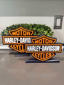 Harley Davidson signs