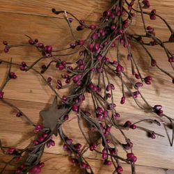 pip berry garland