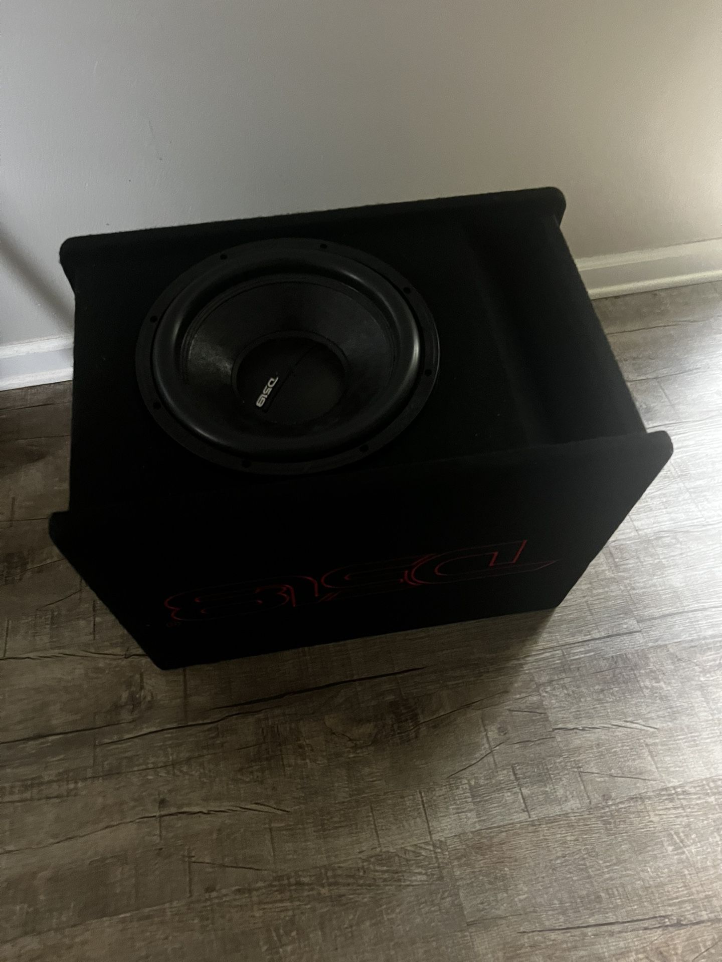DS18 ZR112LD vented subwoofer enclosure