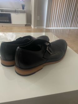 Men’s dress shoes