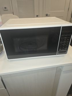 White Microwave For Sale Must Go!!!