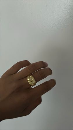 gold ring