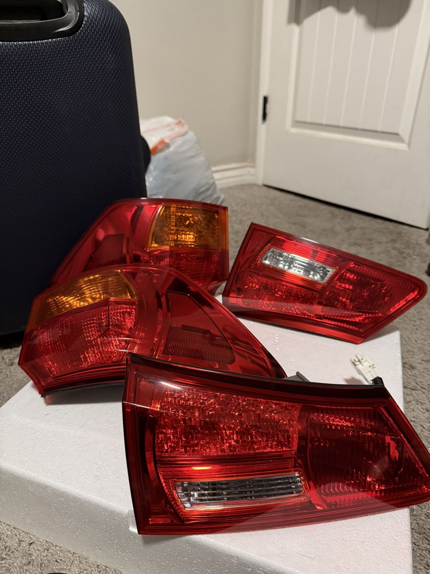 2007 Lexus IS350 Full Taillights Set (OEM)
