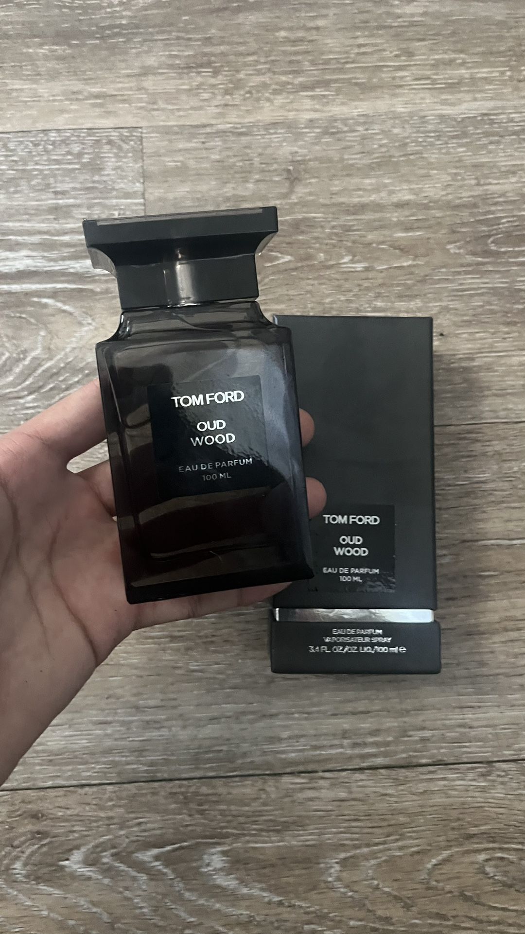 Tom Ford Oud Wood Eau De Parfum 