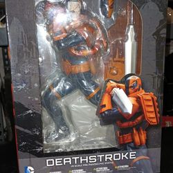 DC Comics Deathstroke statue