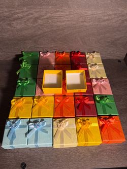 Small gift boxes 26 in total