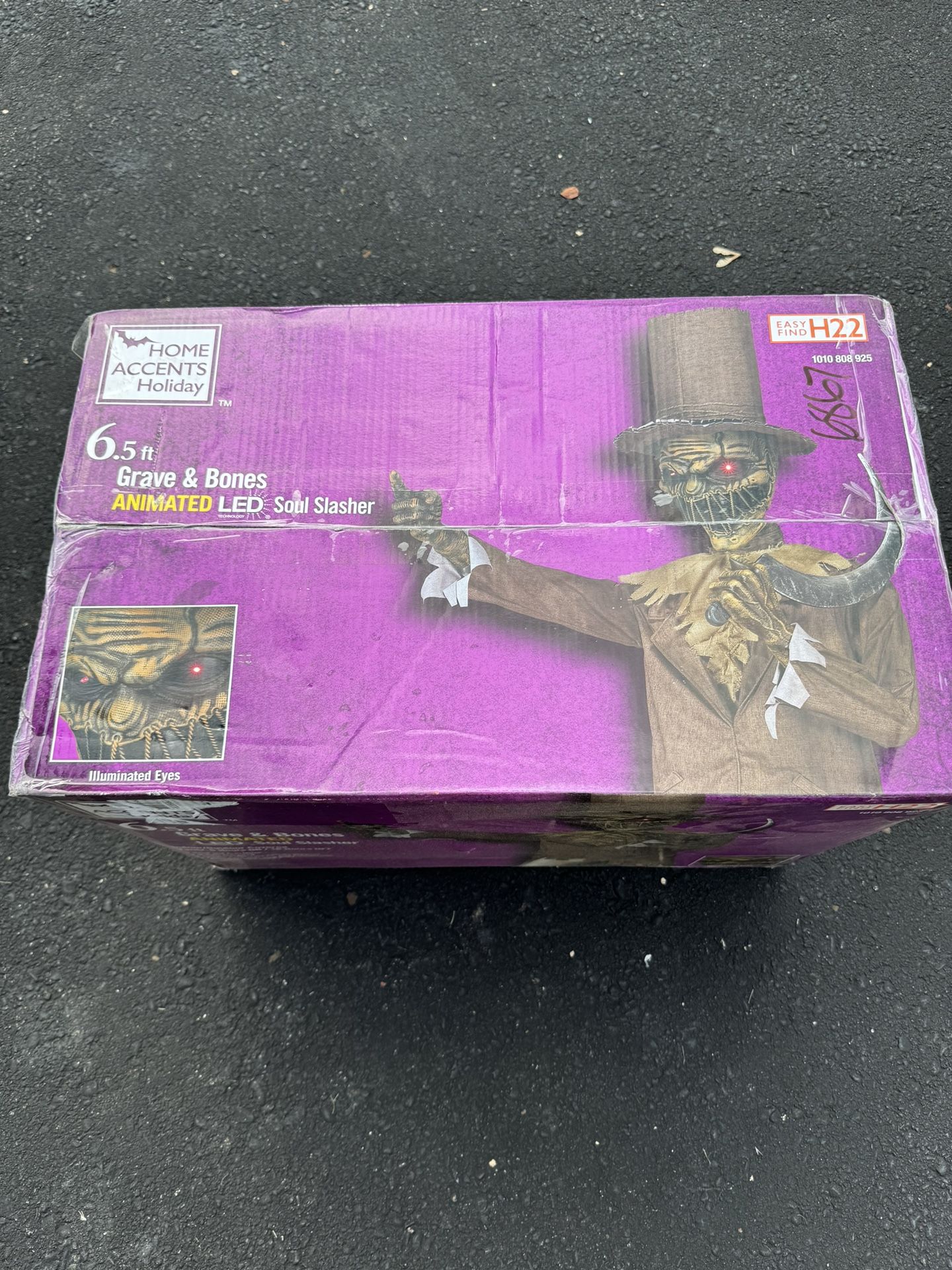 6.5 ft. Animateddd LED Soul Slasher - New in box