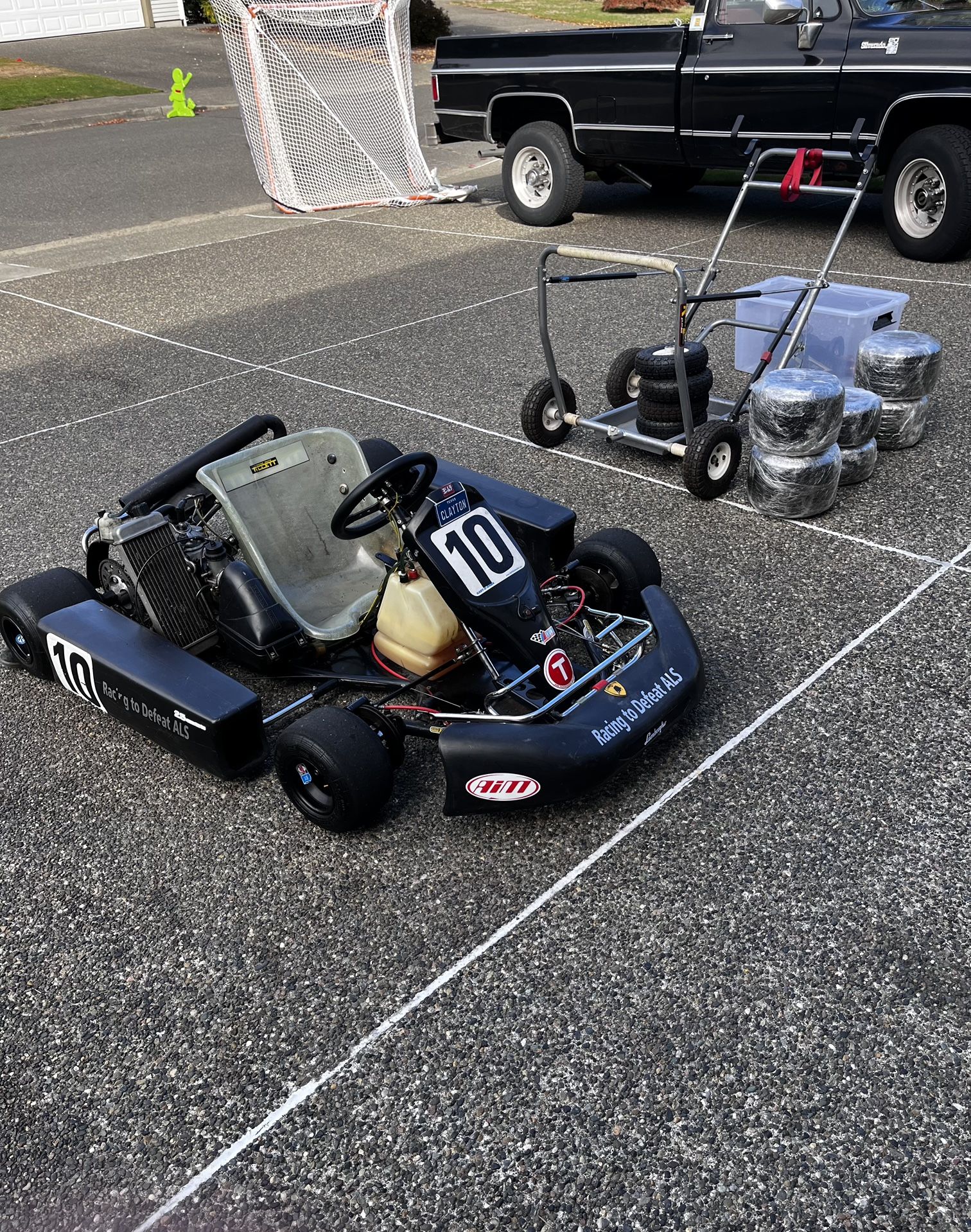 Crg kalafornia kart with lift and lots of accessories