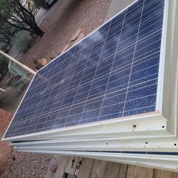 Solar Panels 305 Watts
