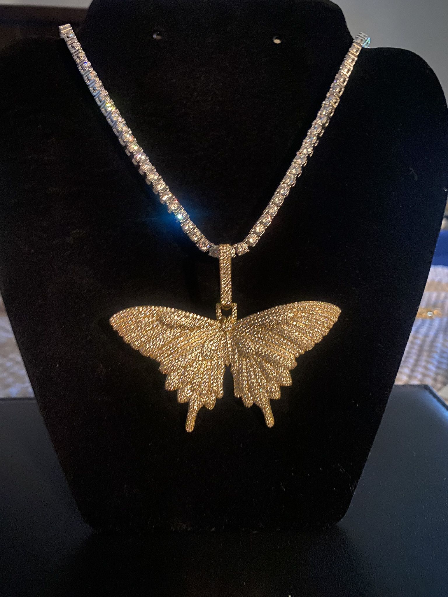 Gold Butterfly Pendant 