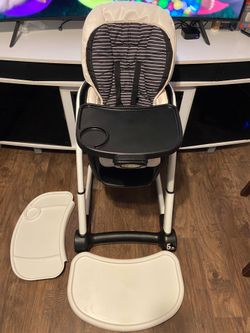 Graco - High Chair (6-in-1 Convertible)