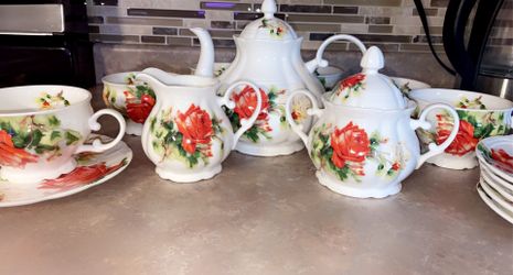 beautiful 17pc tea set