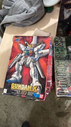 HG Gundam X 1/144 Bandai Mobile Suit Gundam X Complete w/ Manual MG RX-78-2 Gundam 1/100 Master Grade Ver 1.0 1998 Bandai Complete  Bandai Tekkaman Ev