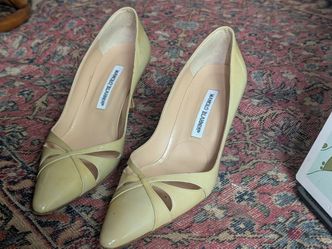Manolo Blahnik / 3 Inch High Heel / Color: Grey / Model:  61204