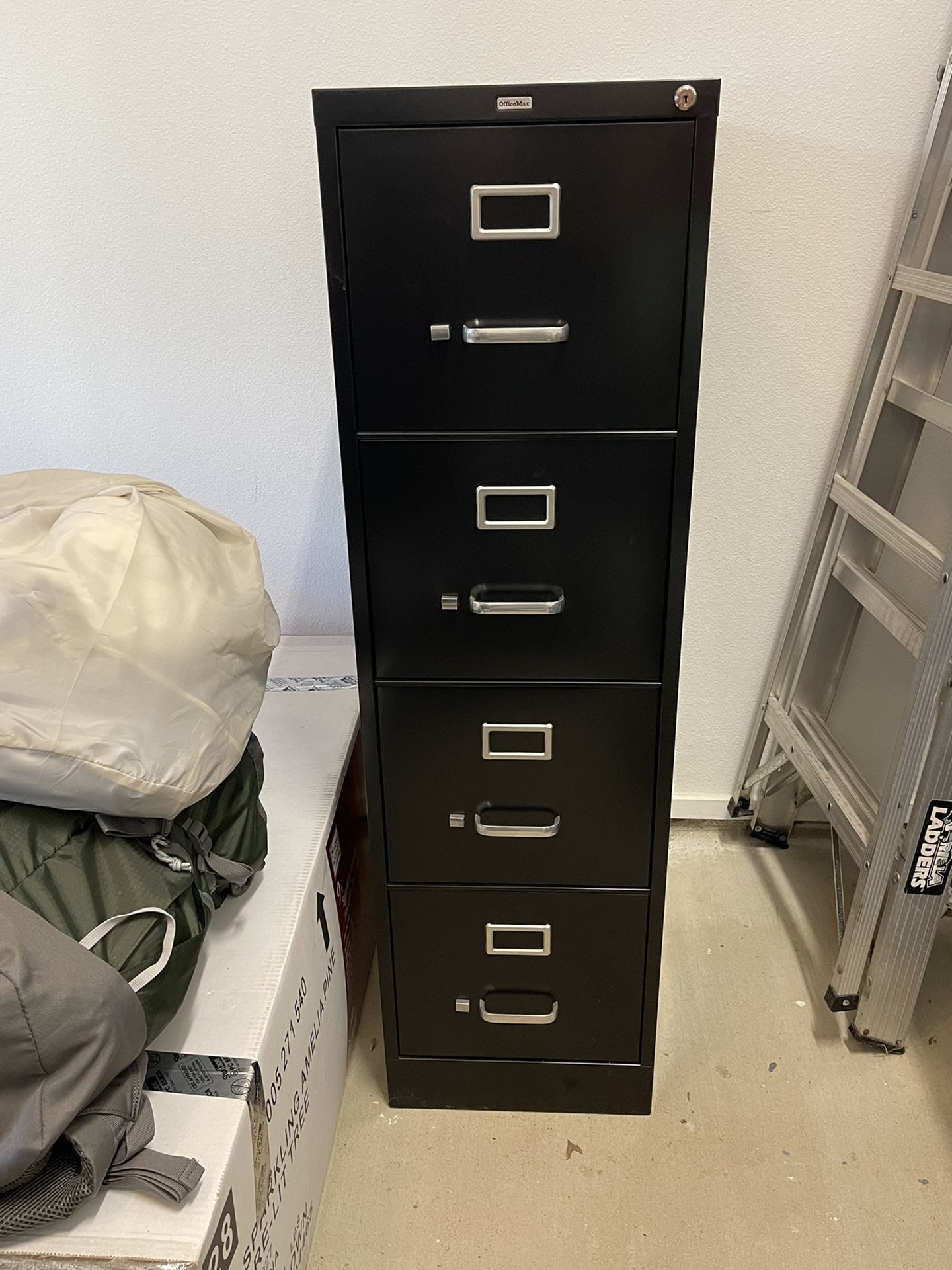 4 Drawer File Cabinet