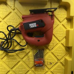 BLACK+DECKER 4.5-Amp Variable Keyless Corded Jigsaw