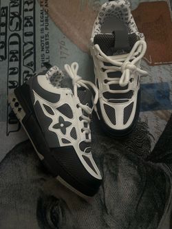 Lv skate size 9