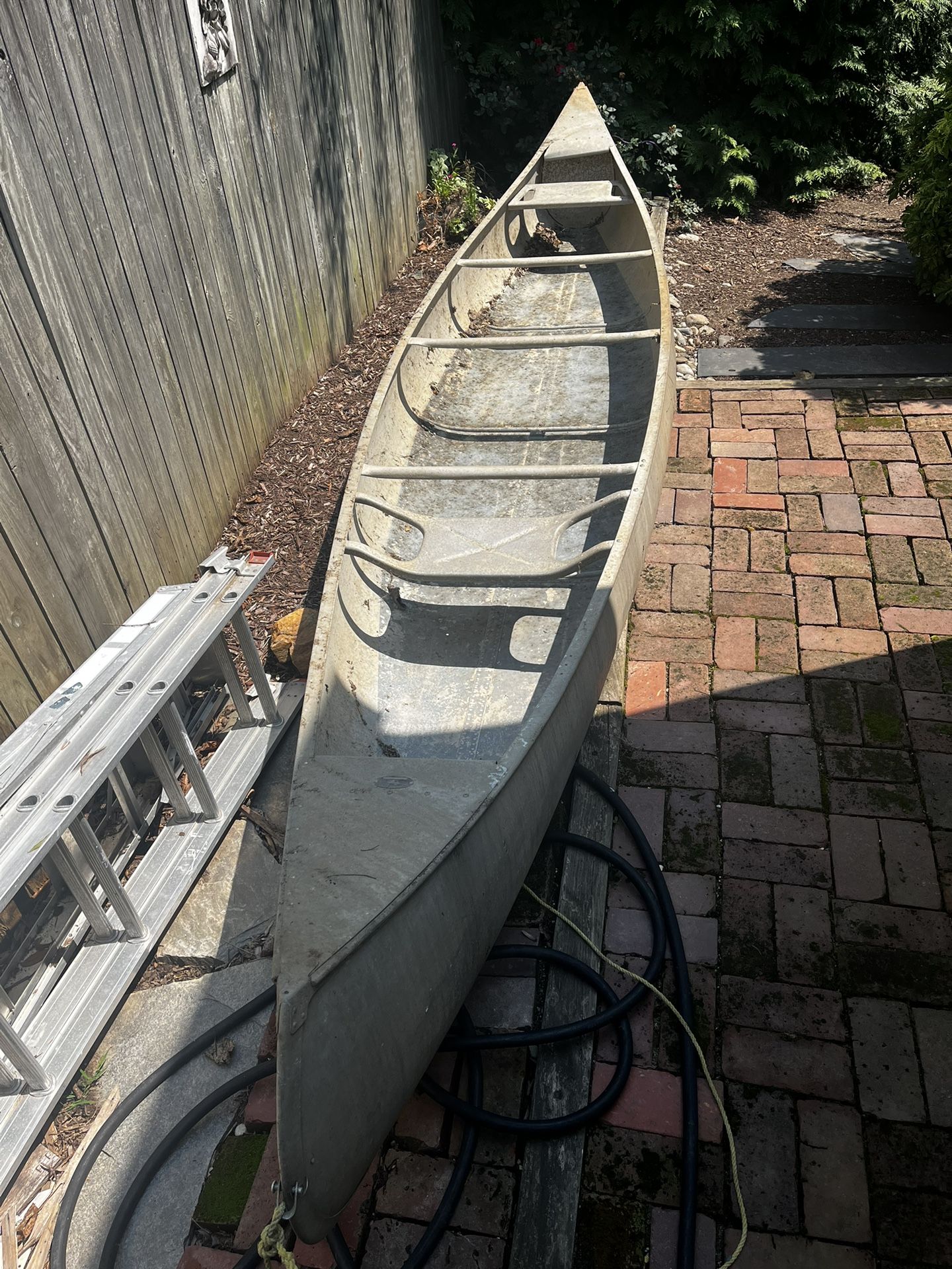 Grumman 17ft Aluminum Canoe