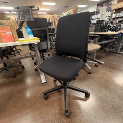 Steelcase Amia With One Year Warranty