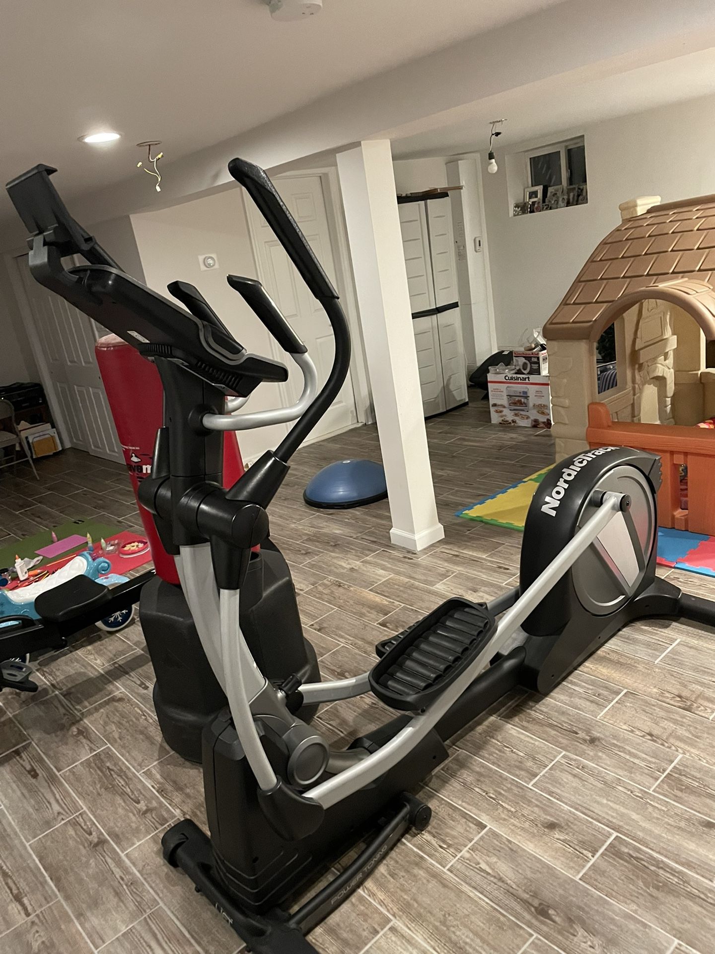 Nordictrack SE71 Elliptical 