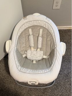 Graco duet baby Swing and bouncer