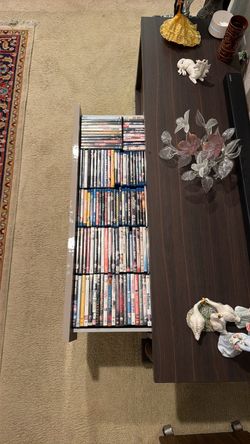 120 DVD & Blu-ray