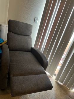Recliner chair
