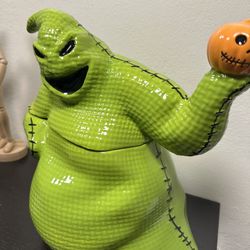 Oogie boogie Cookie jar