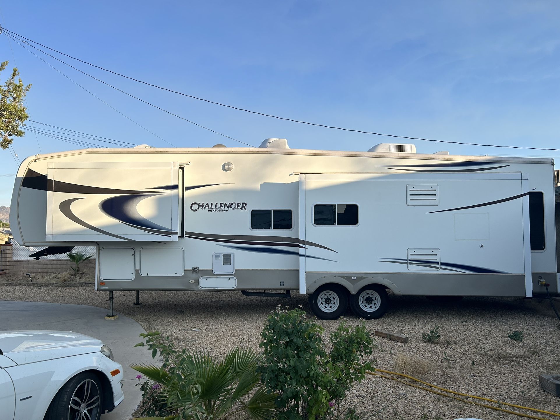 2005 keystone challenger