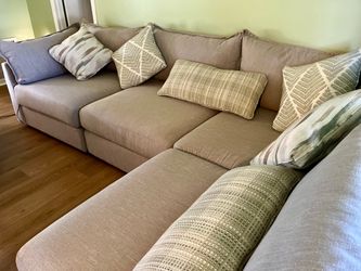 Like New 4-Piece Sectional Sofa (Beige / Neutral) - Easy Pickup