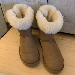 UGG Winter Bailey Bow Boots