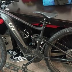 Giant LIV Full Suspension Ebike