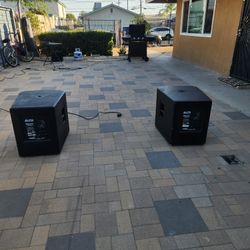 Powered  Subwoofer 15 In.