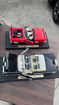 1955 Ford Thunderbird & 1959 Chevy Impala Die-Cast Models