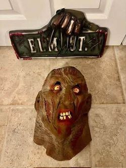 Nightmare on Elm Street Freddy mask and sign