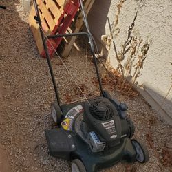 Lawn Mower - Bolens 11A-020w765 - Rarely Used