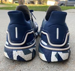 Women s Primeblue Camouflage Adidas Ultraboost FV8357 Running Shoes Size 10 for Sale in Tomball TX OfferUp