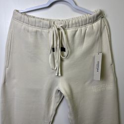 *SALE!* New Essentials Fear of God Sweatpants Eggshell Size XS, S Oversized available 