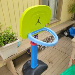 Little Tikes Basketball 🏀 Court