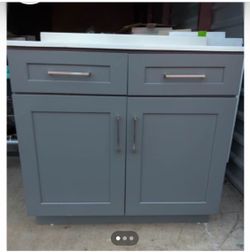 Playwood bathroom vanity with sink. 36’ by 18’