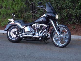 Harley softail 2009 Clean Title Current tags